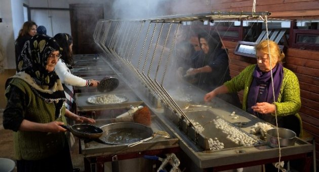 Bursa İpeği Hayat Buluyor