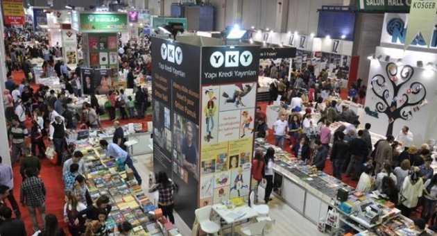 Bursa Kitap Fuarı Ünlü Yazarları Bir Araya Getirecek