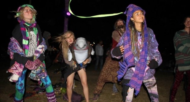 Bursa ’neonfest 2015’e Ev Sahipliği Yapıyor