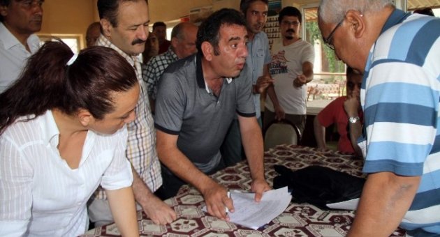 Bursa’da Altın Madeni İstemeyen Köylüler, Çed Raporu İçin Gelenlerin Yolunu Kesti