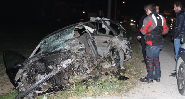 Bursa’da Aşırı Hız Can Aldı: 1 Ölü 1 Yaralı