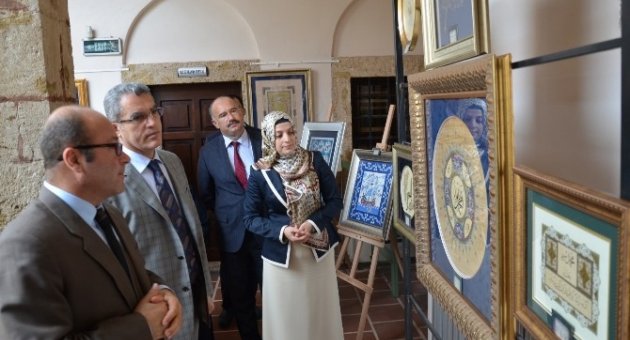 Bursa’da Büyüleyen Tezhip Sergisi