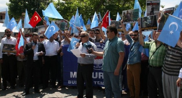 Bursa’da Çin Zulmüne Tepki Eylemi