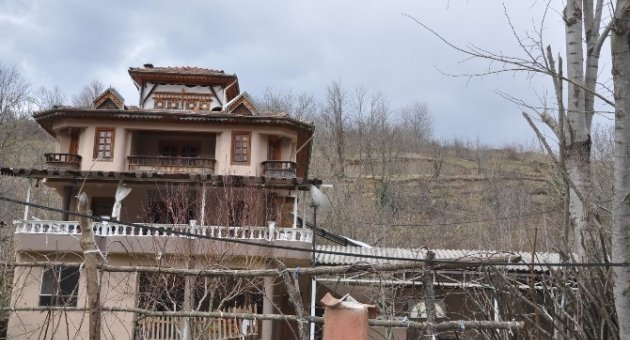 Bursa’da Heyelan İki Mahalleyi Tehdit Ediyor