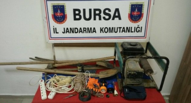 Bursa’da Kaçak Define Avcılarına Suçüstü