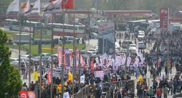 Bursa’da Polis Biber Gazı Değil Karanfil Attı