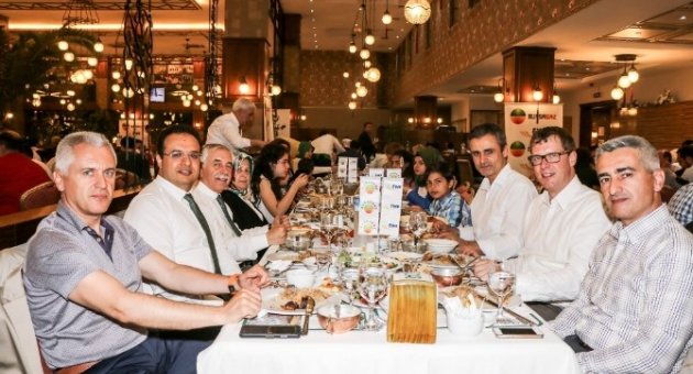 Bursagaz Ailesi İftar Sofrasında Bir Araya Geldi