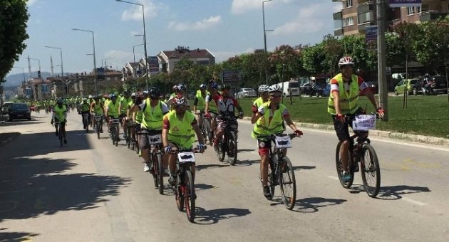 Bursalı Bisikletçiler Farkındalık İçin Pedal Çevirdi.