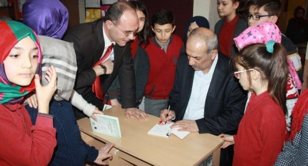 Bursalı Çocuklar Şiire Doydu