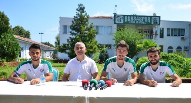 Bursaspor Alt Yapı Hocalarını Tanıttı
