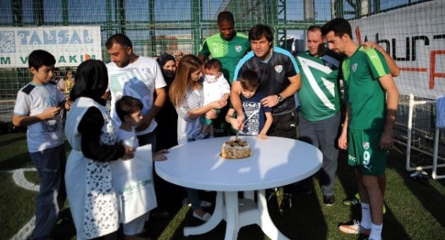 Bursaspor, Fenerbahçe Maçına Hazırlanıyor