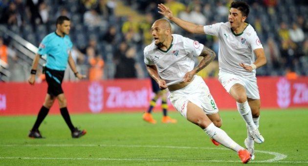 Bursaspor’da Yaprak Dökümü