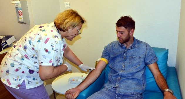 Bursaspor’un Yeni Transferi Sağlık Kontrolünden Geçti