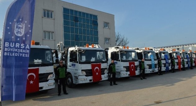 Büşükşehirin Hizmet Ağıyla Birlikte Araç Filosu Da Genişliyor