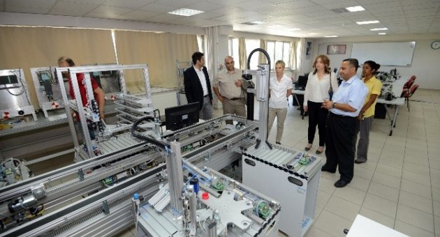 Butgem Dünyaya Model Oluyor