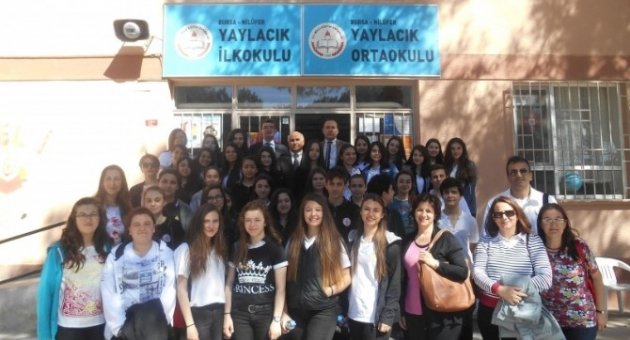 Büyüklerden Kardeşlerine 23 Nisan Hediyesi