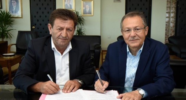 Büyükşehir Belediyesinde Taban Yevmiye Ücreti 77 Liraya Yükseltildi