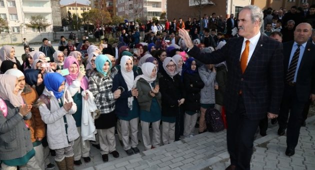 Büyükşehir İle Okullarda Kalite Yükseliyor