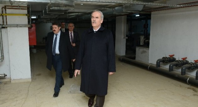 Büyükşehir’den Kadınlara Özel Yüzme Havuzu