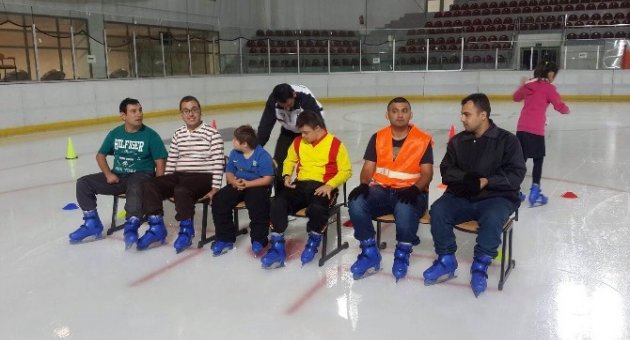 Buz Pistinde Engelleri Kaldırdılar
