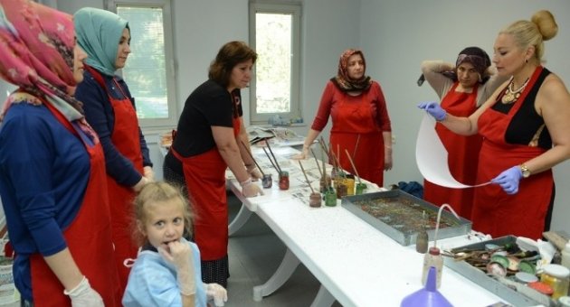 Çalılı Kadınların ‘ebru’ Heyecanı