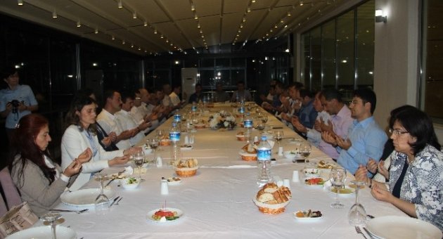 Çan İlçe Kaymakamı Kakillioğlu’ndan Daire Amirlerine İftar Yemeği