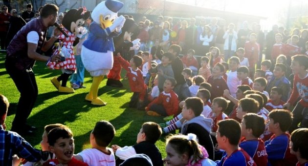 Çanakkale Dardanelspor Çocuklarla Kucaklaştı