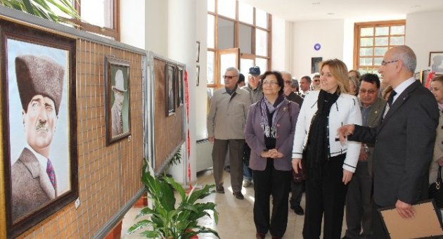 Çanakkale Zaferi’nin 100. Yılında Urla’da Atatürk Resimleri Sergisi