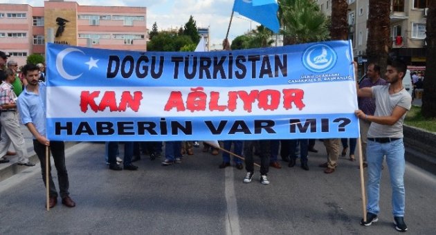 Çanakkale’de Doğu Türkistan’a Destek Yürüyüşü