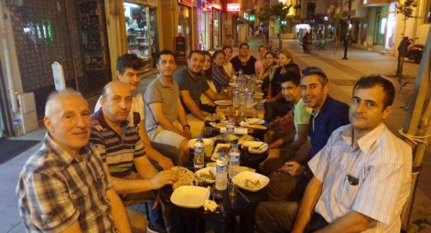 Çanakkale’de Esnaf Yeryüzü İftarında Buluşuyor