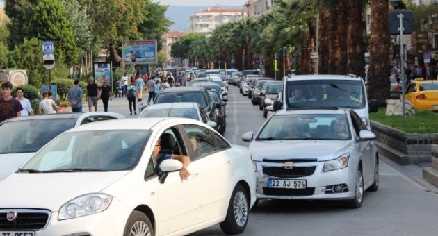 Çanakkale’de Feribot Kuyruğu Azaldı