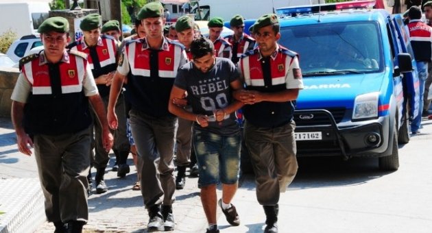 Çanakkale’de İnsan Kaçakçılığı Yapan Çeteye Ağır Darbe