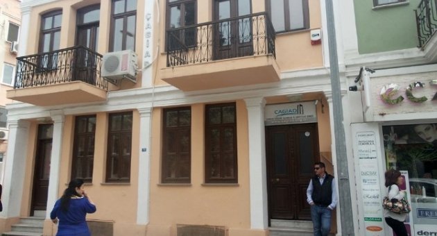 Çanakkale’de İş Adamları Derneğine Polis Baskını