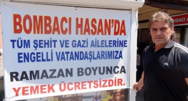 Çanakkale’deki Bir Fast-food Dükkanı, Şehit Ailelerine Ve Gazilere Ücretsiz İftar Yemeği Veriyor