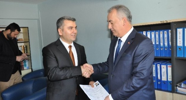 Canbey, Resmen Aday Oldu