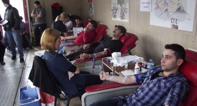 Çan’dan Türk Kızılay’ına 54 Ünite Kan Bağışı