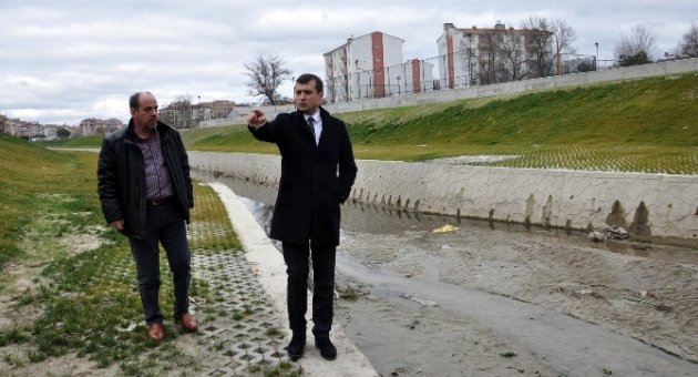 Çerkezköy Belediye Başkanı Akay, Dereleri İnceledi