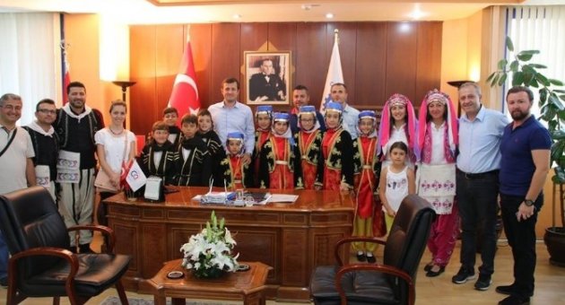 Çerkezköy Kent Konseyi Halk Oyunları Ekibi Yurda Döndü