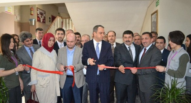 Çerkezköy’de Z Kütüphane Açıldı