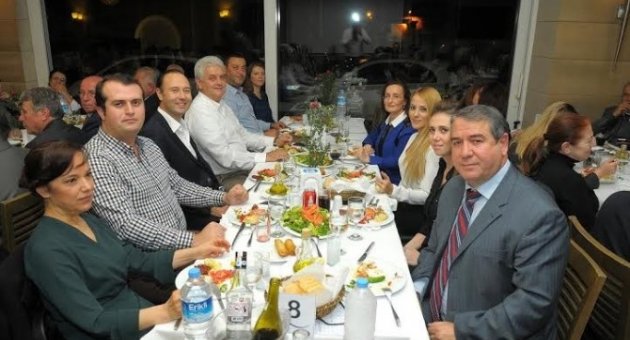 Çeşme Kültür Ve Sanat Derneği’nden Yeni Yıl Eğlencesi