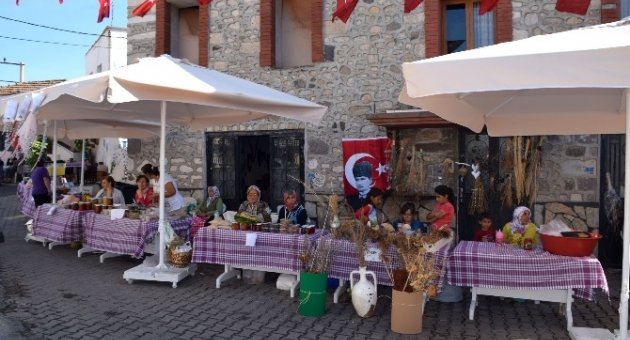 Çeşme’de Germiyan Festivali Başladı