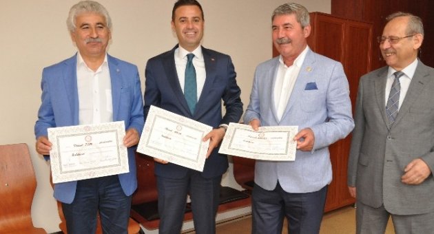 Chp Balıkesir Milletvekilleri Mazbatalarını Aldılar