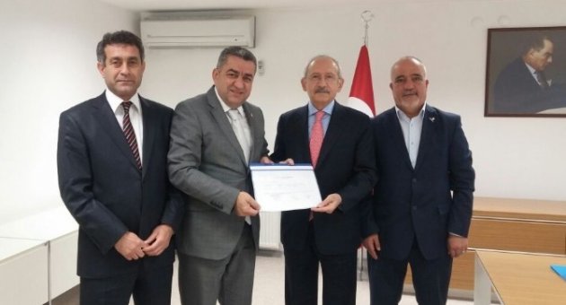 Chp Lideri Mazbatasını Aldı