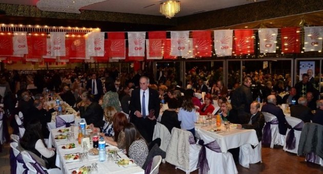 Chp’de İlginç Birlik Beraberlik Gecesi