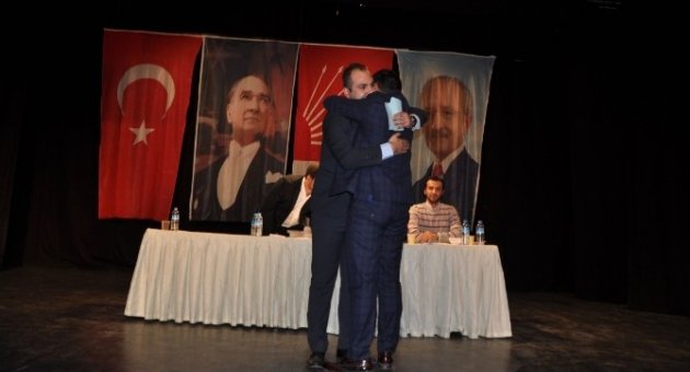 Chp’li Gençlerden, Büyüklere Örnek Kongre