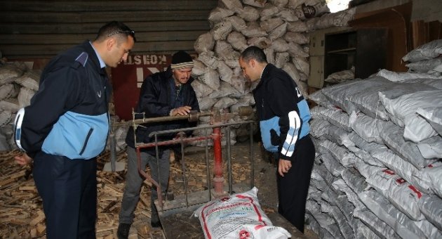 Çiğli’de Kömür Depoları Denetlendi