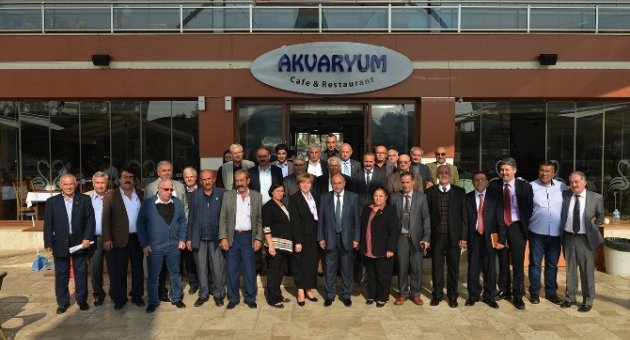 Çiğli’de Muhtarlar Zirvesi
