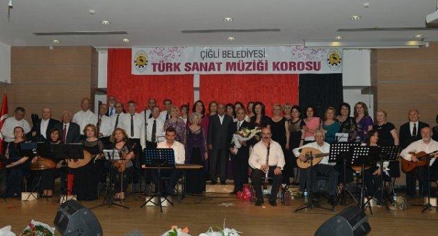 Çiğli’de Türk Sanat Müziği Konseri İlgi Gördü