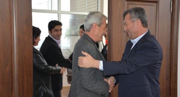 Çiğli’nin Muhtarları Başkan Şahin’i Ziyaret Etti