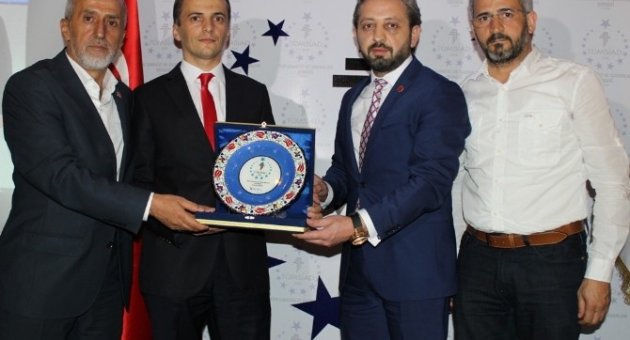Çocuğu Engelli Annelere Erken Emeklilik Müjdesi